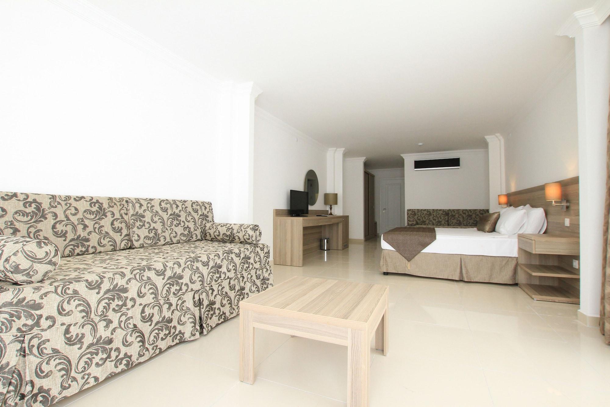 Palm Bay Beach Hotel Emecik エクステリア 写真