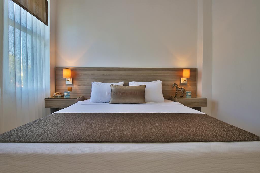 Palm Bay Beach Hotel Emecik エクステリア 写真