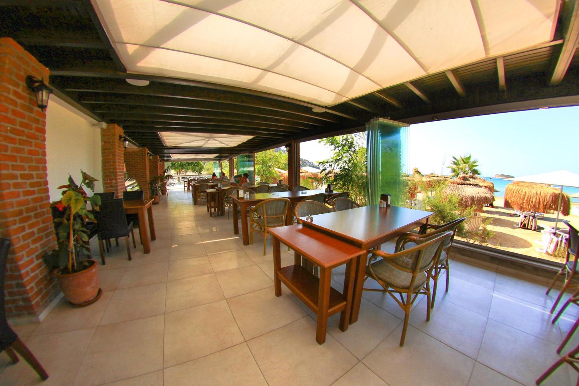 Palm Bay Beach Hotel Emecik エクステリア 写真